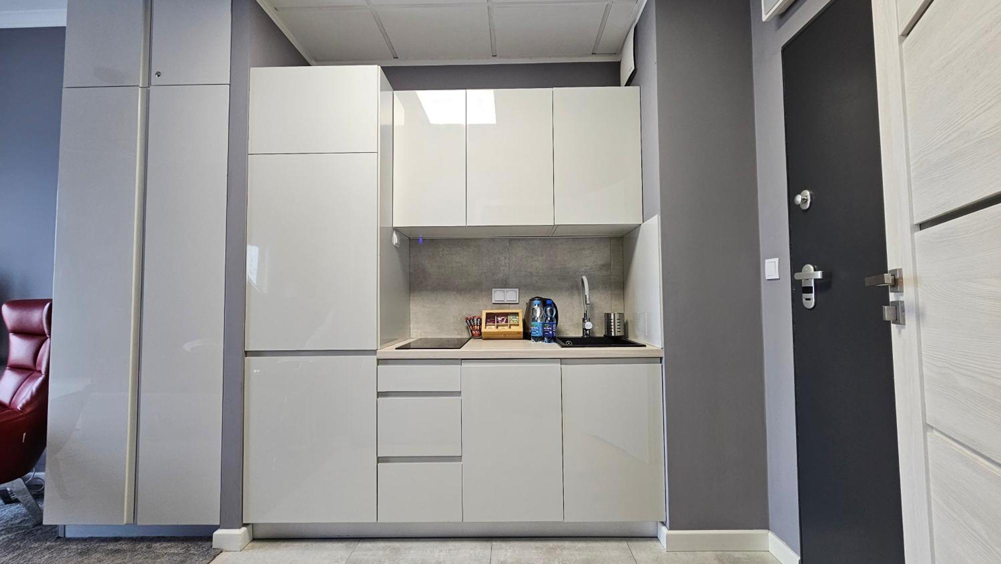 Apartamenty Wola Tower Na Prymasa - Z Widokiem Na City Warszawa Eksteriør bilde
