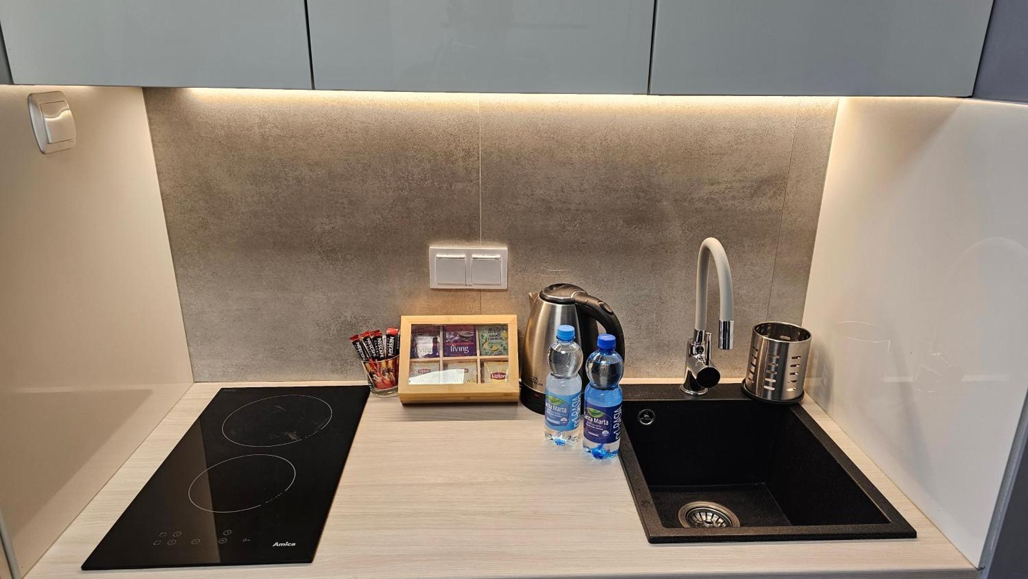 Apartamenty Wola Tower Na Prymasa - Z Widokiem Na City Warszawa Eksteriør bilde