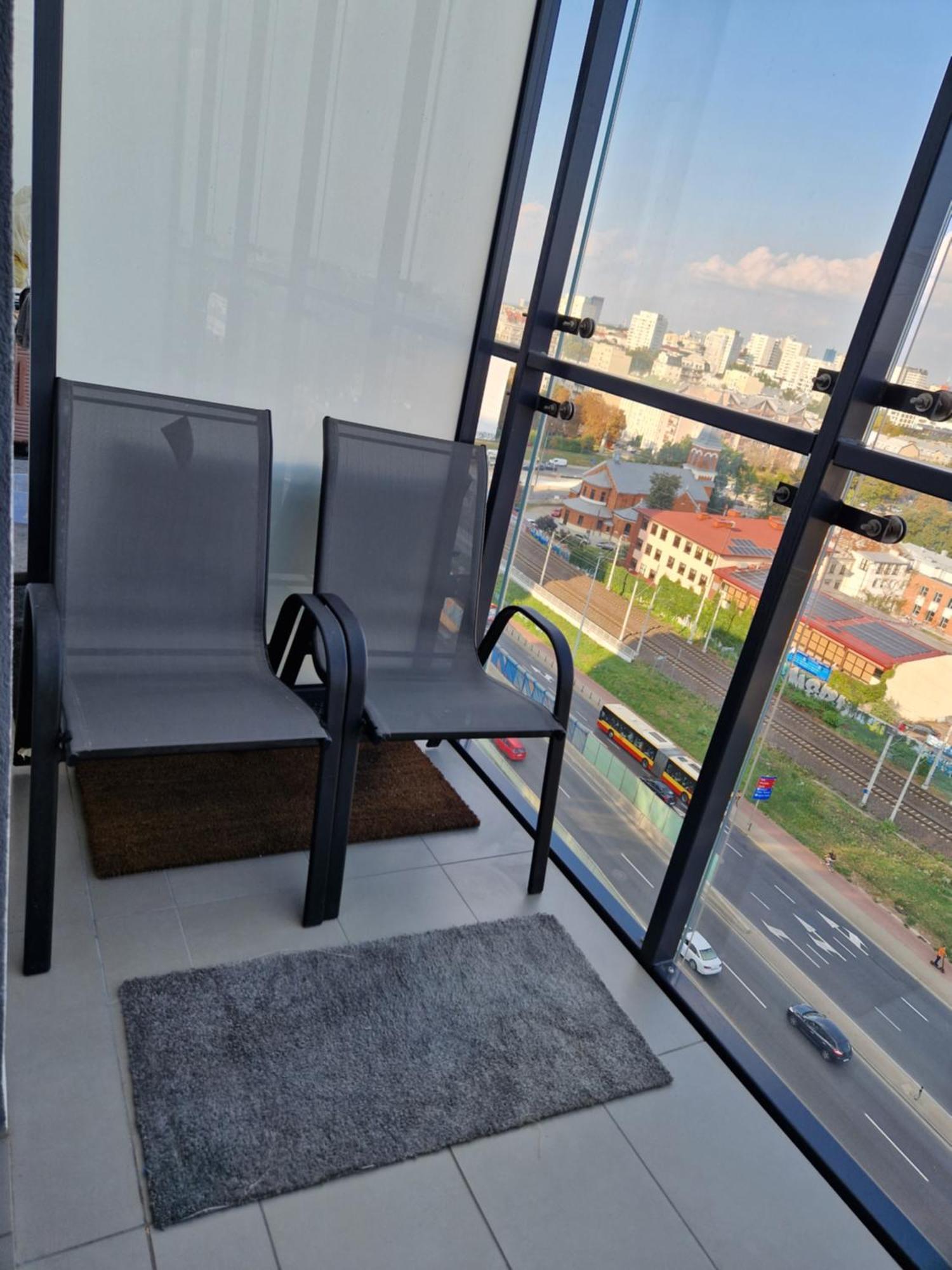 Apartamenty Wola Tower Na Prymasa - Z Widokiem Na City Warszawa Eksteriør bilde