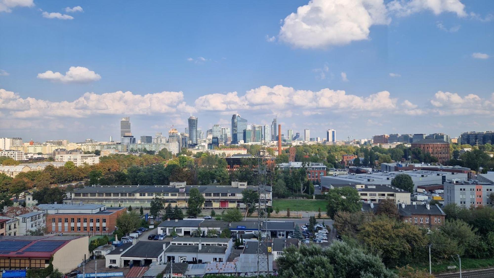 Apartamenty Wola Tower Na Prymasa - Z Widokiem Na City Warszawa Eksteriør bilde